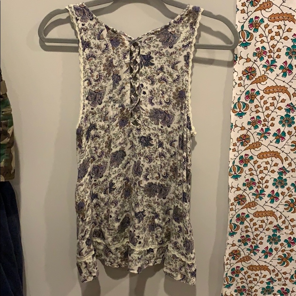 American Eagle Top - Picture 3 of 3